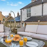 4 Bed In Oc-c34669 *