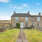 4 Bed In Oc-c34669 Holiday home *